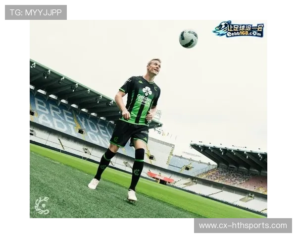 足球脚后跟妙传：灵性十足的足球艺术