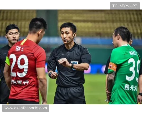 国际足联公布新一轮规则解释以指导裁判判罚，国际足联规定的裁判员手势有几种